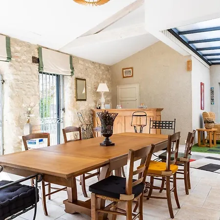 Maison De Charme Avec Piscine Au Coeur De 8 Voyageurs * Duras