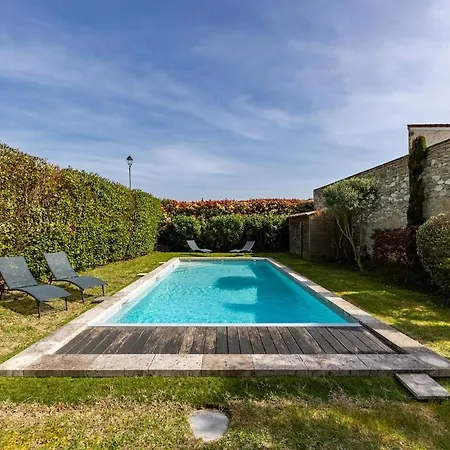 Maison De Charme Avec Piscine Au Coeur De 8 Voyageurs Duras