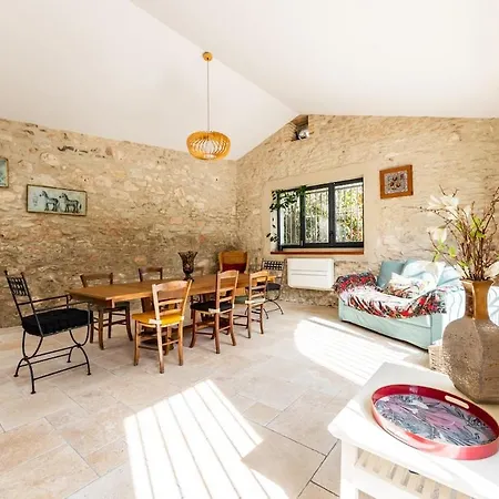 Maison De Charme Avec Piscine Au Coeur De 8 Voyageurs Duras